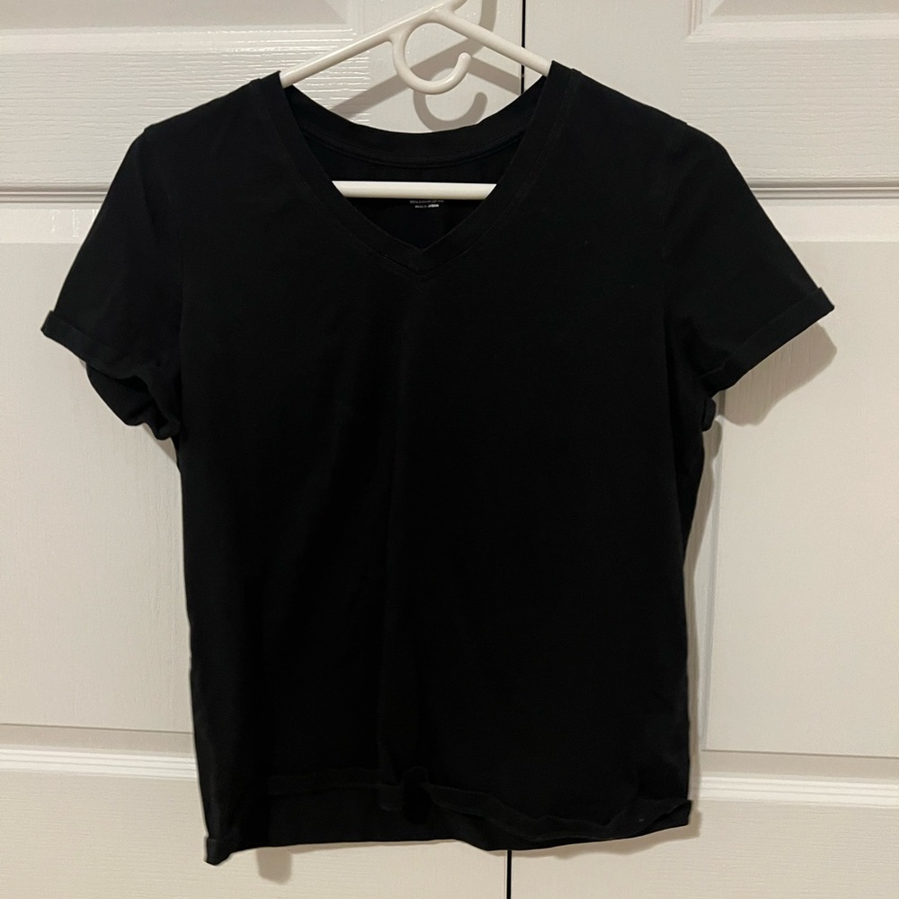 Lands end v neck shirt